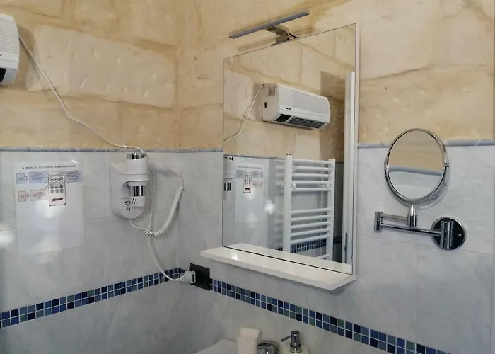 Holidays בית הארחה 3*