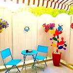 Guest house Holidays