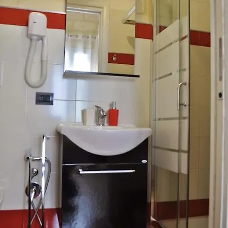 Holidays Konukevi 3*