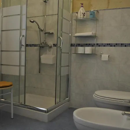 Holidays Konukevi 3*