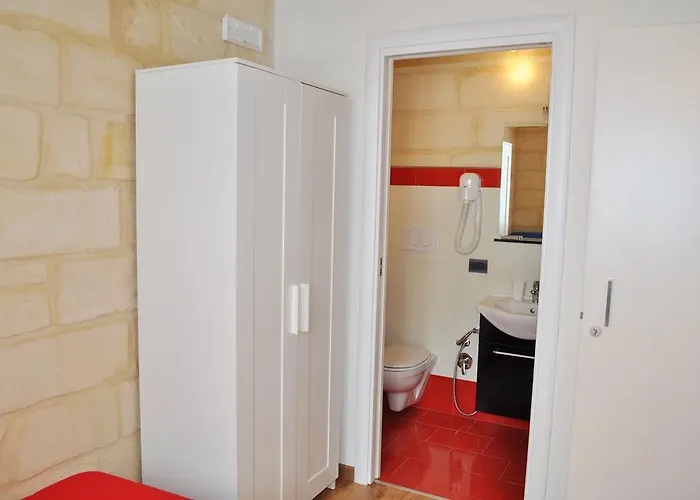 Holidays Guest house